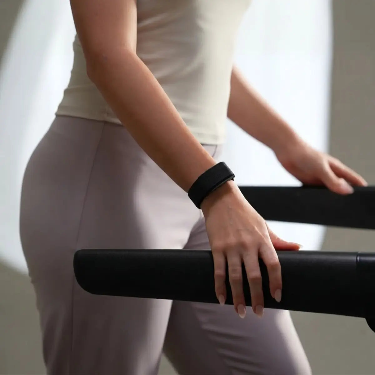 What Is the Best Screenless Fitness Tracker?
