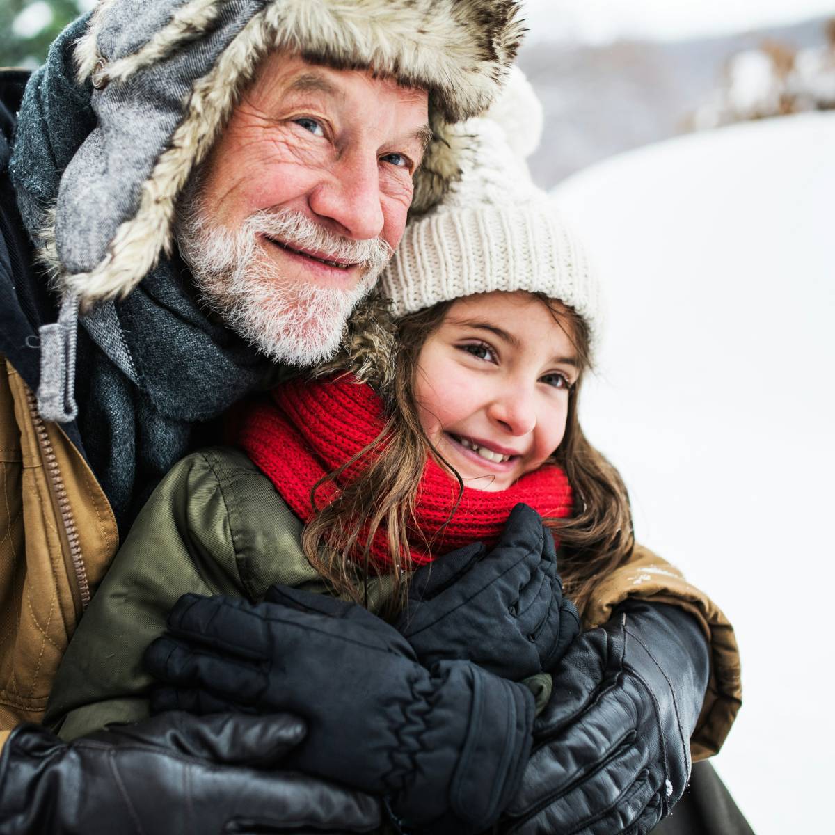 old men survives from cardiovascular diseases and enjoy the beautiful moments with his granddaugher in the winter, supported by zenowell tavns technology