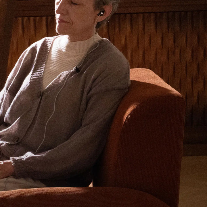 ZenoWell TaVNS vs. TENS Unit: What’s the Difference?